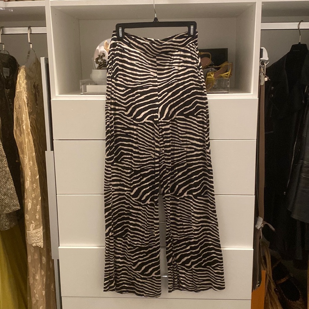 H&M Jersey wide leg zebra print pant